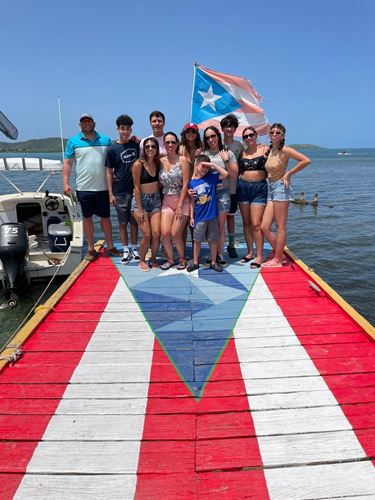 Doriann Alcaide with family in Puerto Rico