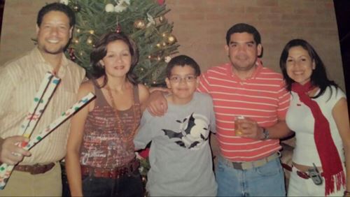Alejandro Bolivar and family