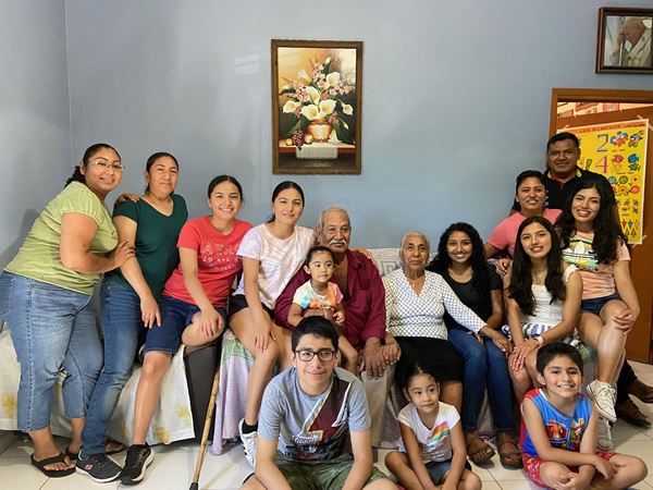 Alicia Martinez with her family in Mexico