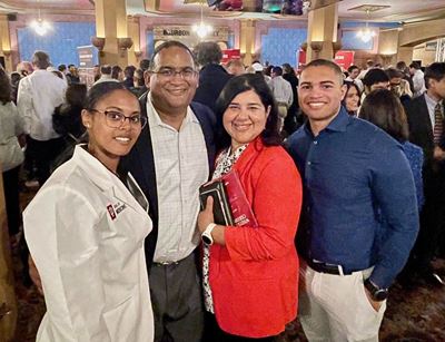 Lauren Turner with her family at the White Coat Ceremony